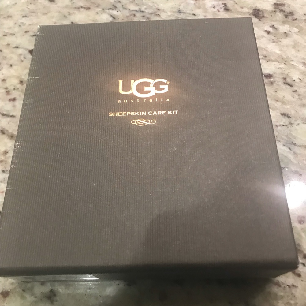 UGG Sheep Skin Cleaner Care Kit